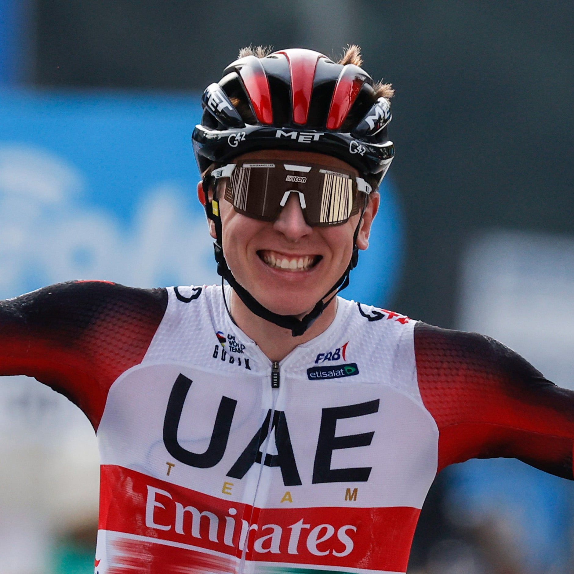 AEROWATT PHOTOCHROMIC