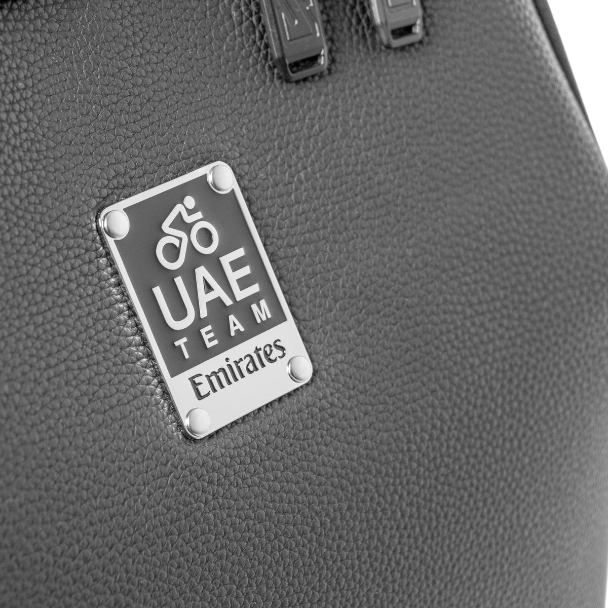 Backpack Urban 15L UAE Synerskin front detail