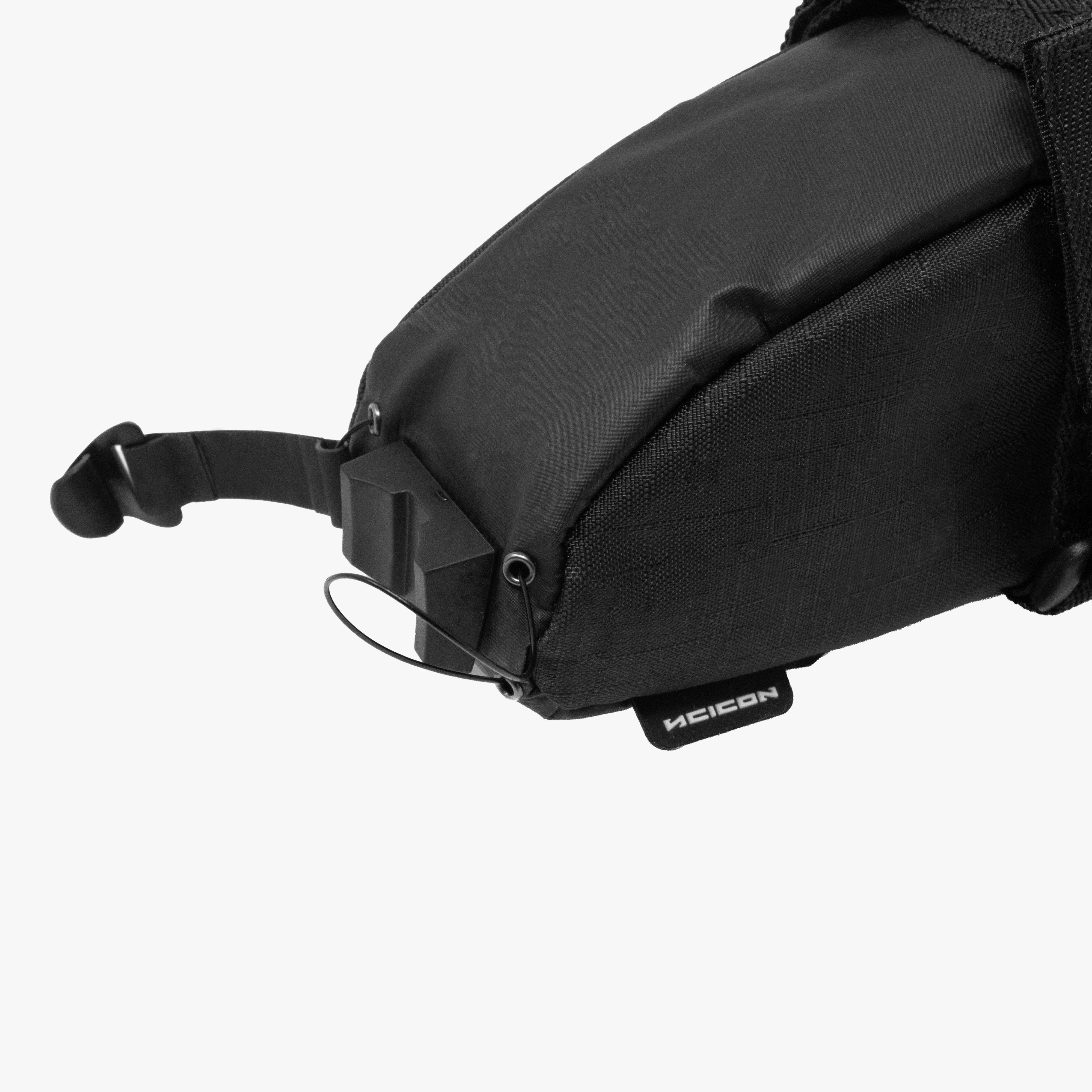 SADDLEBAG 098 WITH LIGHT