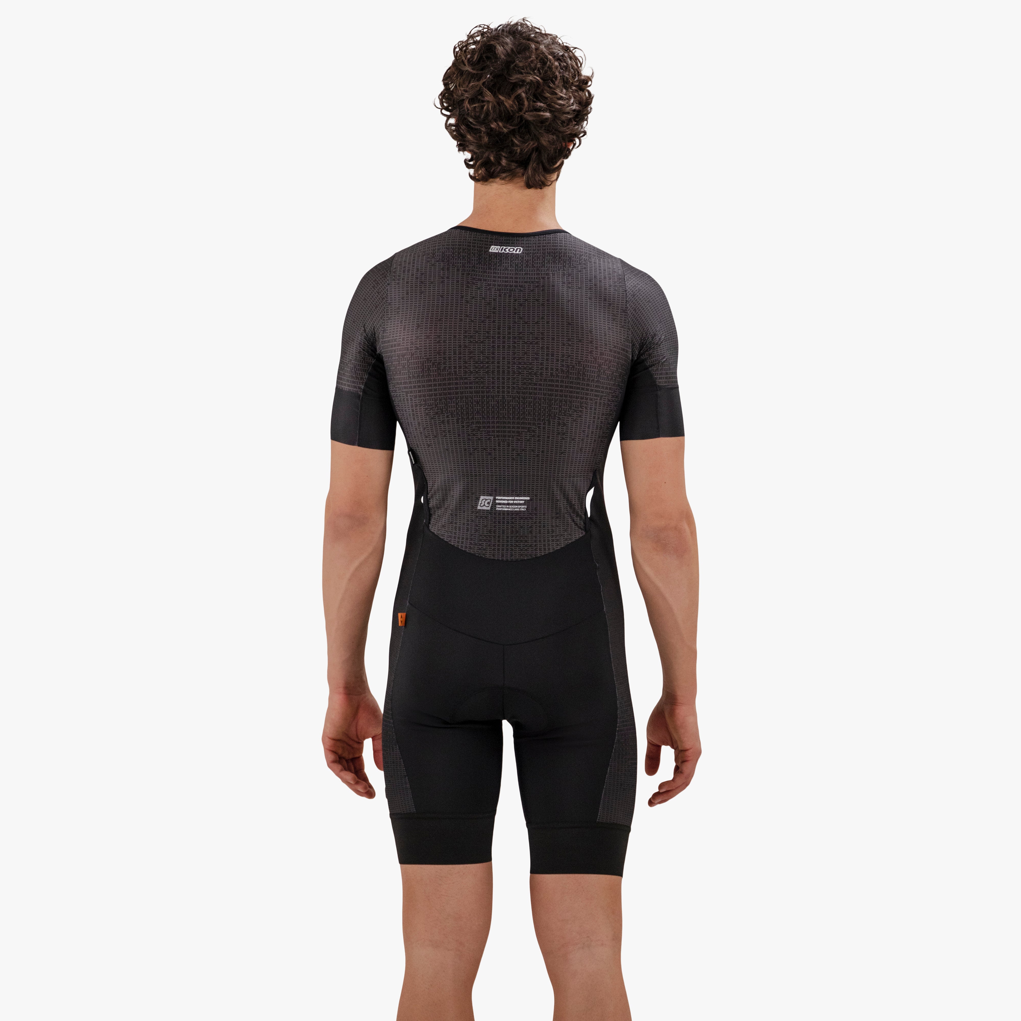 SHORT SLEEVES TRIATHLON SUIT