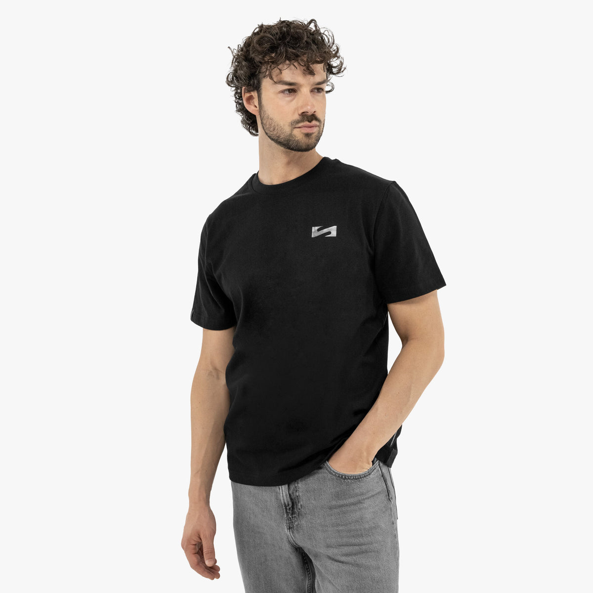 TS24032
