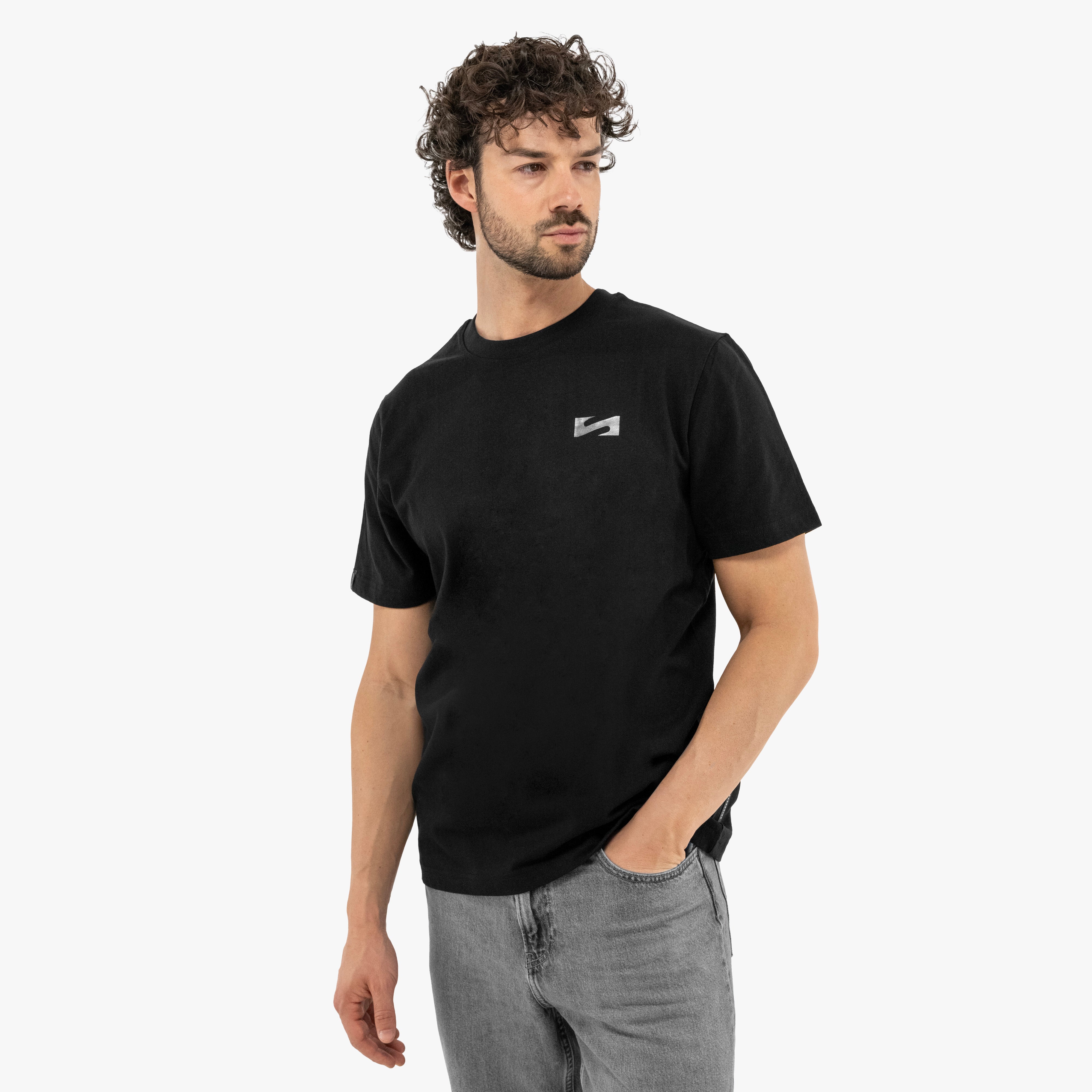 IRON T-SHIRT