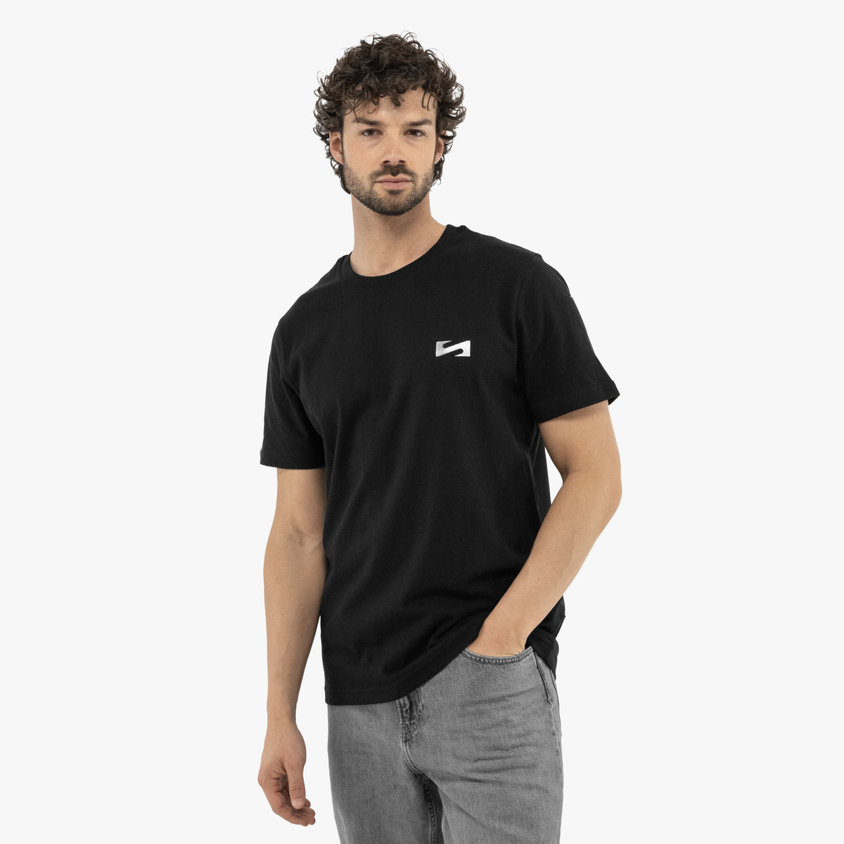 TS24042